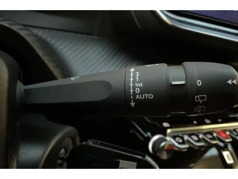 Occasion Peugeot 2008 Allure WHITE 25