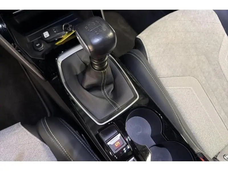 Occasion Peugeot 208 GT BLUE 16