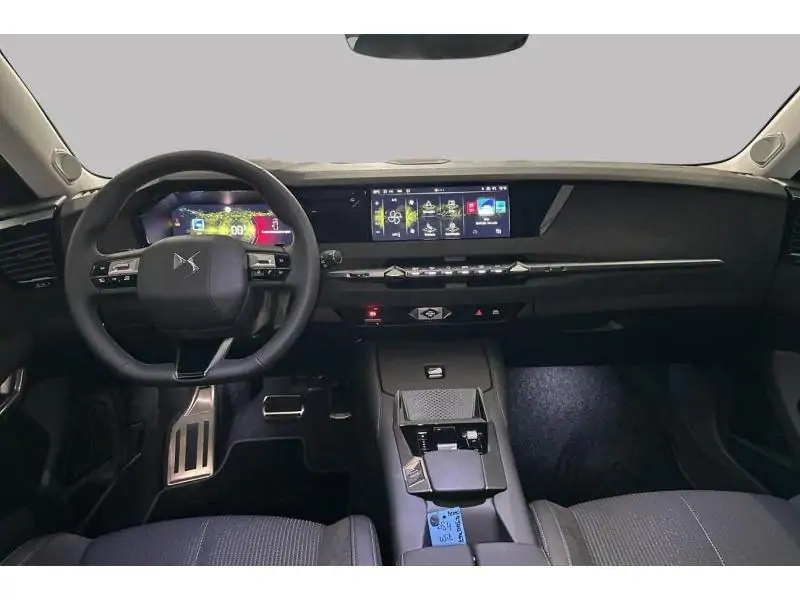 VEHICLE__CONDITION_SERVICE DS Automobiles DS 4 HYBRID 145 ETOILE WHITE 11