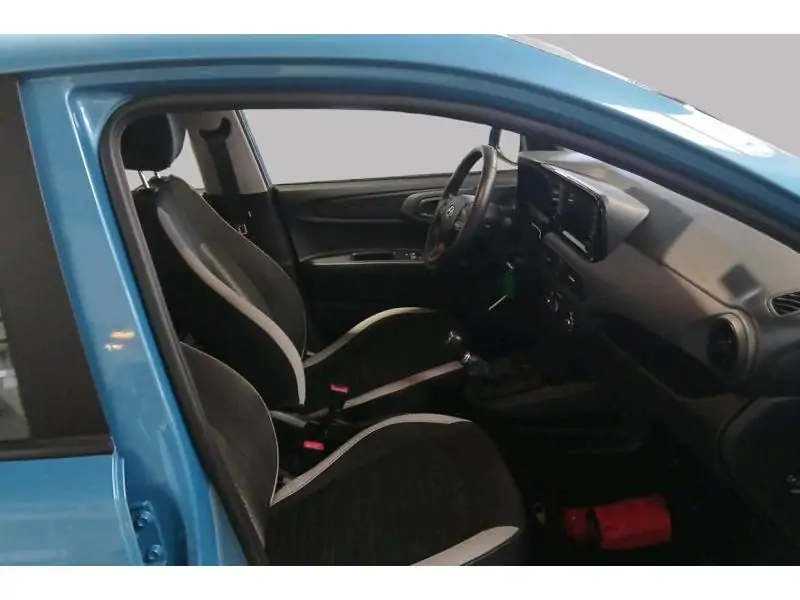 Occasion Hyundai i10 TECHNO PACK GPS/CAMERA/JANTES ALU BLUE 8