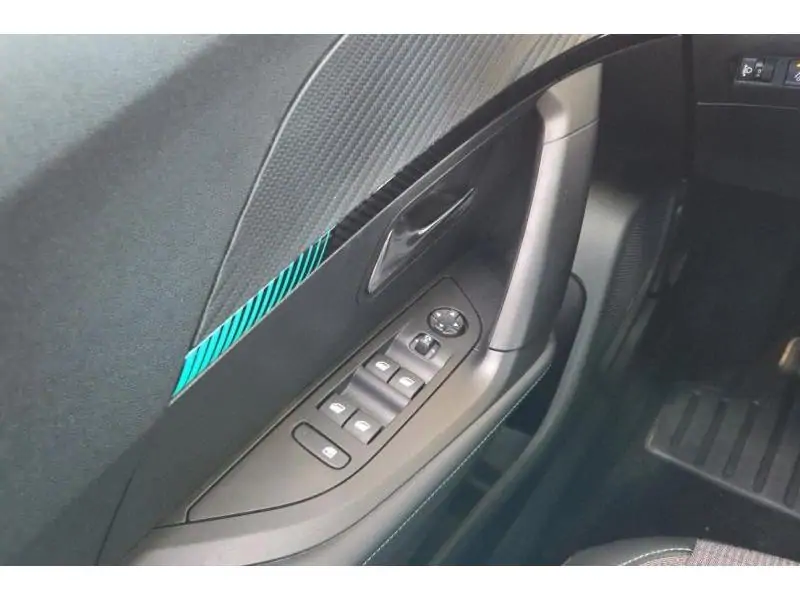 Occasion Peugeot 2008 Allure BLUE 17