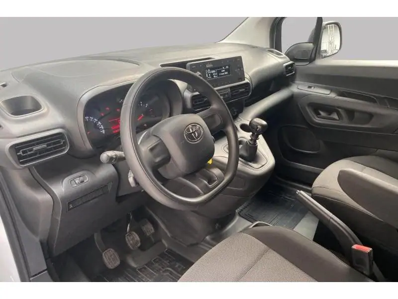 Occasion Toyota ProAce City Duty WHITE 9