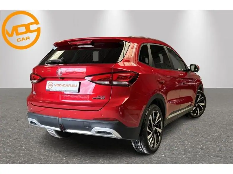VEHICLE__CONDITION_SERVICE MG ZS HEV LUXURY RED 3