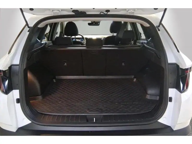 Occasion Hyundai Tucson Berline MANUAL SILVER 19