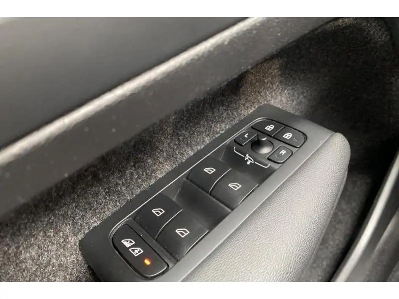 Occasion Volvo XC40 T5 PHEV RECHARGE PLUS DARK DESIGN BLACK 17