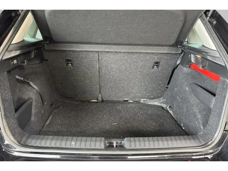 Occasion Skoda Kamiq Berline MANUAL BLACK 19