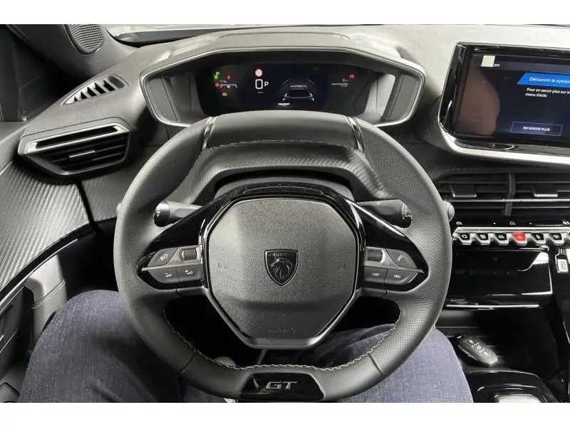 Démo Peugeot 2008 GT GREY 12