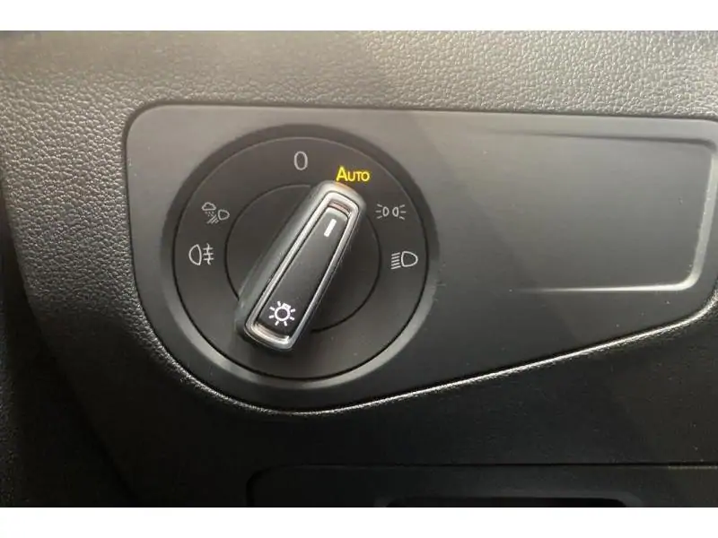 Occasion Volkswagen Tiguan R-Line - VIRTUAL COCKPIT - PDC WHITE 22