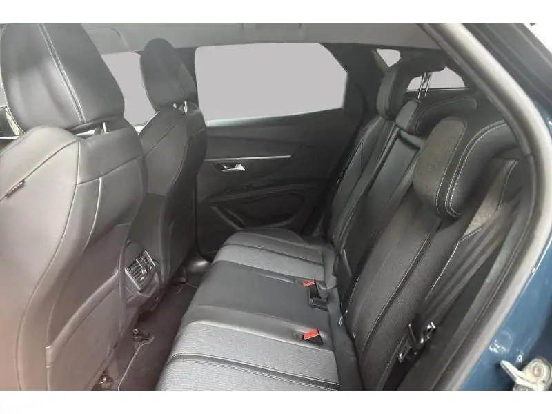 Occasie Peugeot 3008 Allure EAT8 Trekhaak BLUE 18