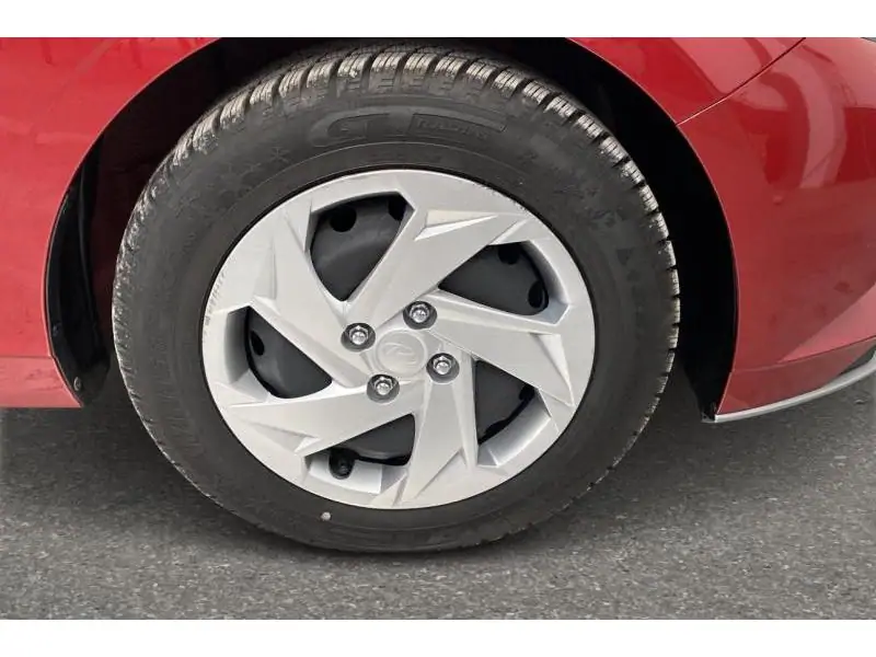 Occasion Hyundai i20 Berline MANUAL RED 22