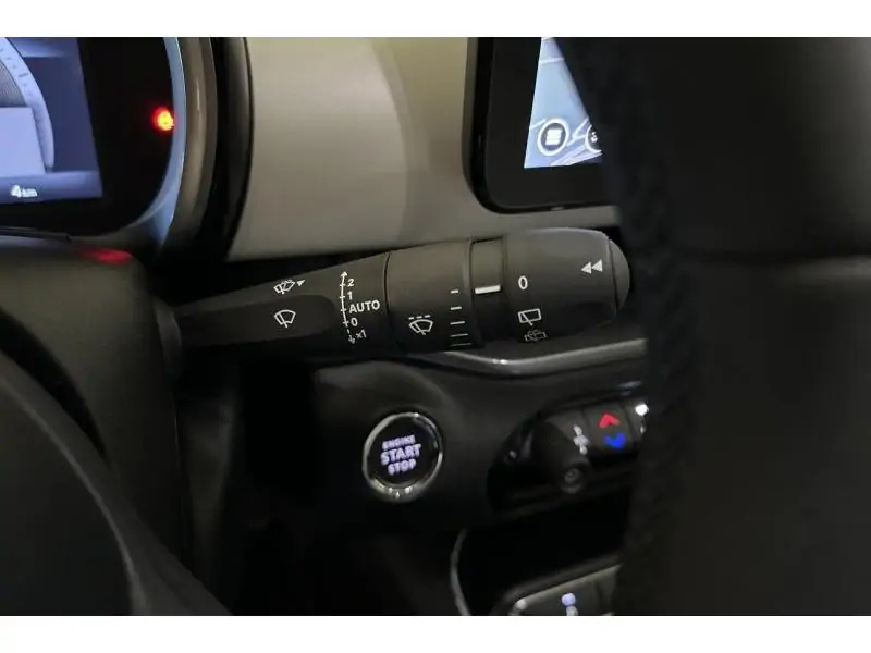 VEHICLE__CONDITION_SERVICE Fiat 600 600e La Prima 54kwh GREEN 24