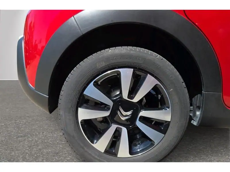 Occasion Citroen C3 shine RED 31