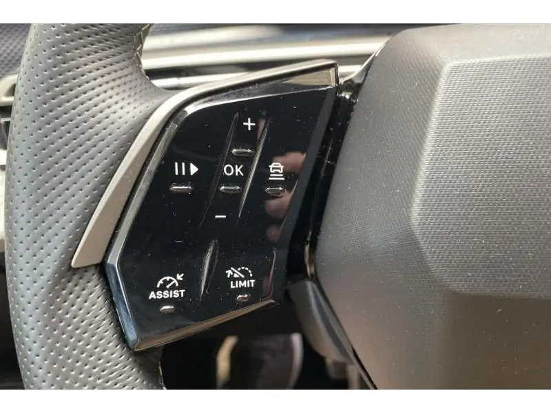 VEHICLE__CONDITION_SERVICE Peugeot 3008 GT * GPS & Caméra GREY 26