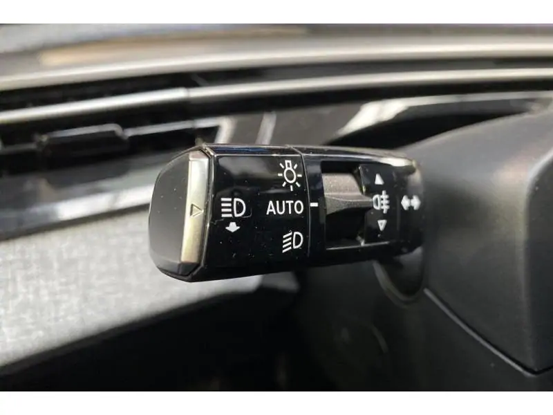 VEHICLE__CONDITION_SERVICE Peugeot 3008 ALLURE*DISPO 06/2026 GREY 23