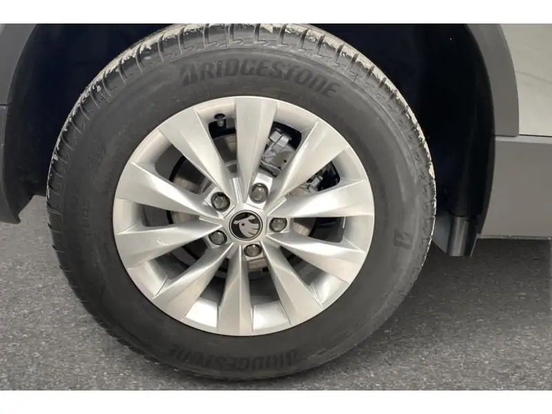 Occasion Skoda Karoq Selection*Navi Détecteurs GREY 23