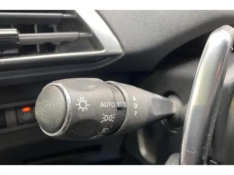 Occasion Peugeot 3008 II Allure Pack GREY 24