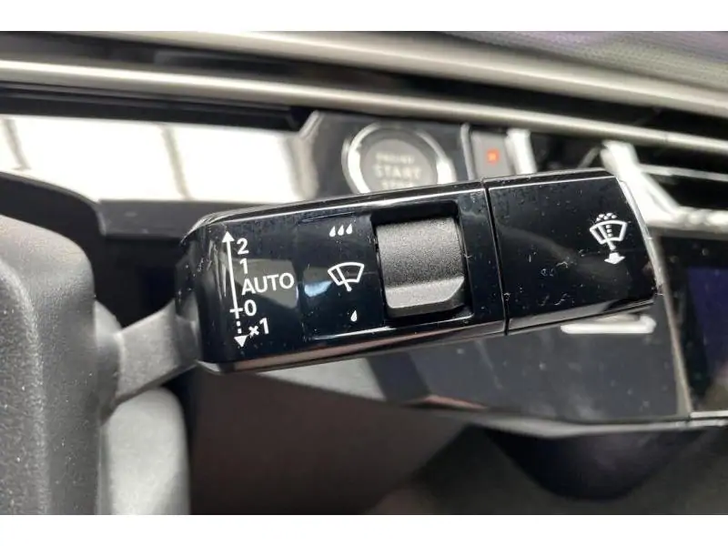 VEHICLE__CONDITION_SERVICE Peugeot 3008 GT * GPS & Caméra GREY 29