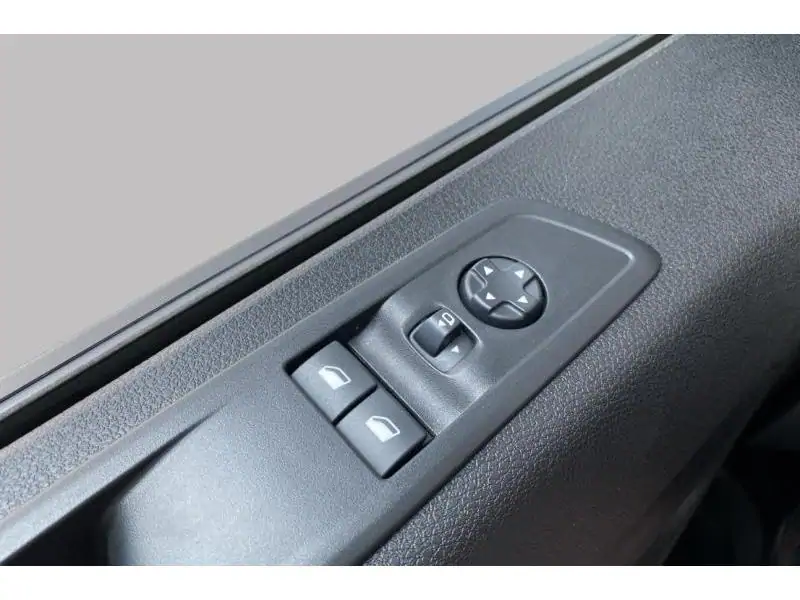 Occasion Peugeot Expert 2.0 GB BlueHDi L2 5d 106kW GREY 17