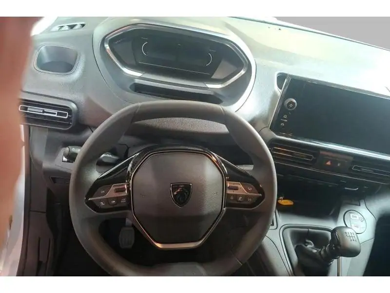 VEHICLE__CONDITION_SERVICE Peugeot Partner III Premium WHITE 12