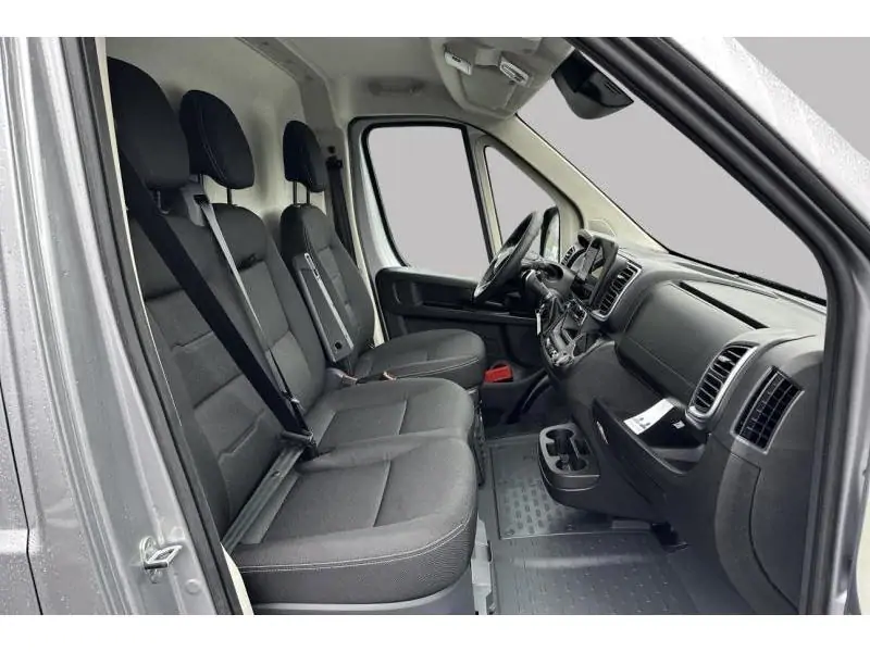 VEHICLE__CONDITION_SERVICE Peugeot Boxer 2.2 HDi 140 435 L3H2 3T trekve GREY 8