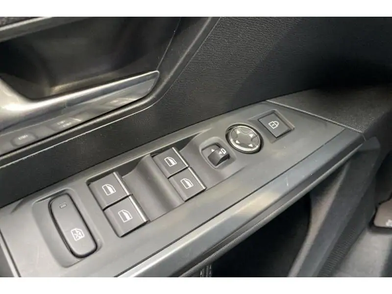 Occasion Peugeot 3008 GT HYBRID 145 pk GREY 17