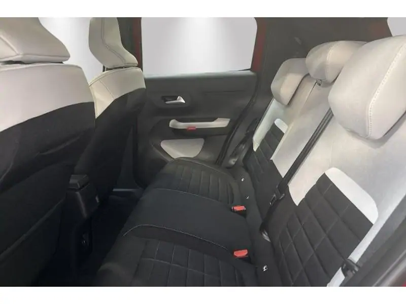 VEHICLE__CONDITION_SERVICE Citroen C3 and ë- IV Max RED 18