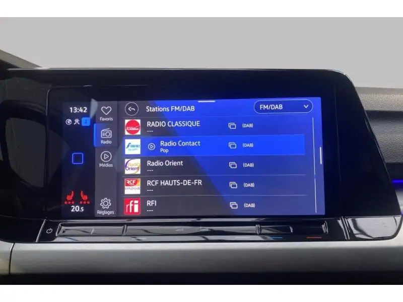 Occasie Volkswagen Golf VIII Life 1.0 eTSI DSG BLUE 25