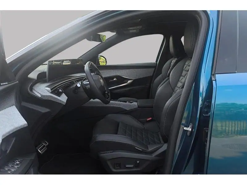 VEHICLE__CONDITION_SERVICE Peugeot 3008 e- GT full option BLUE 10