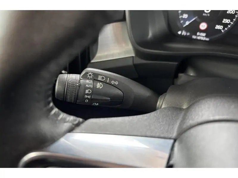 Occasion Volvo XC40 T2 WHITE 25