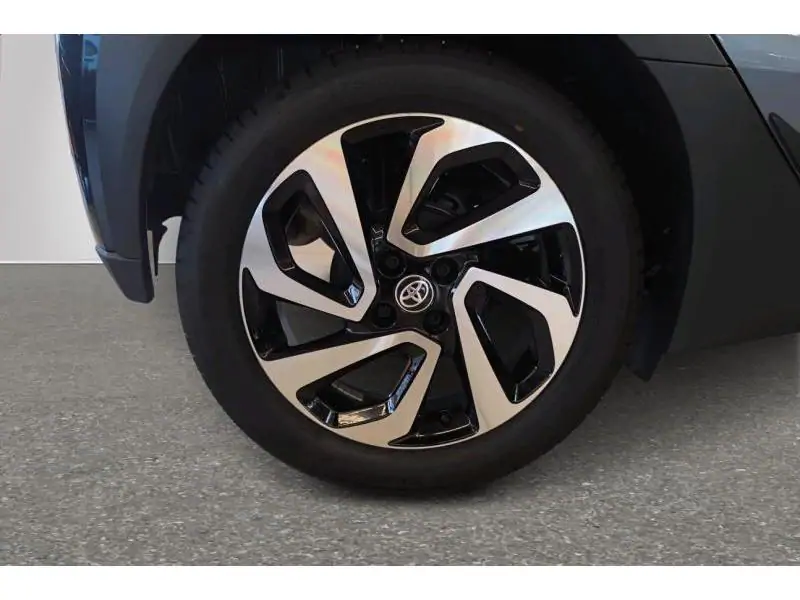 Occasion Toyota Aygo X GREY 20
