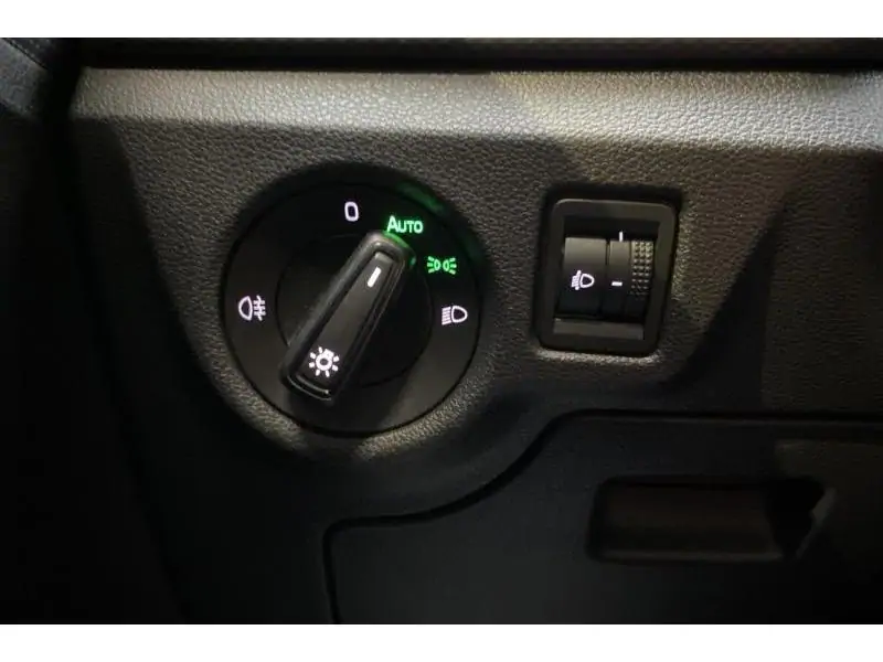 Occasie Skoda Kamiq Ambition 1.0 95 PK BLACK 21