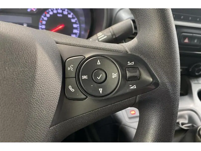 Occasion Opel Combo CARGO 1.5 D BLACK 23