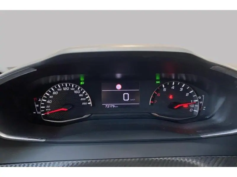 Occasion Peugeot 208 Style RED 29