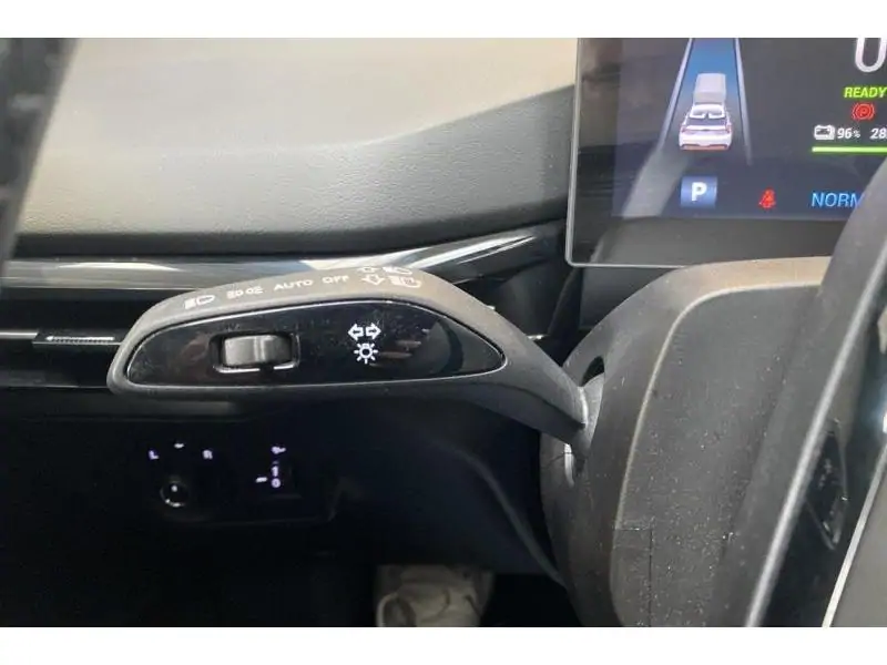 Occasion MG MG4 STANDARD 51 kWh WHITE 27