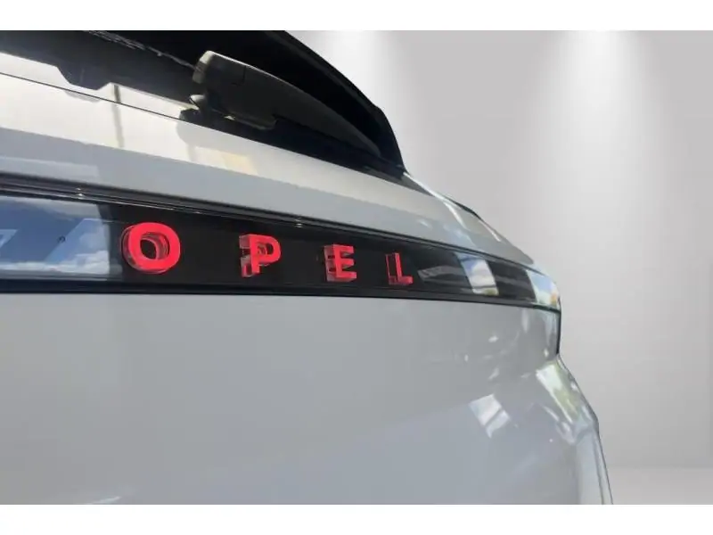 VEHICLE__CONDITION_SERVICE Opel Grandland GS WHITE 29