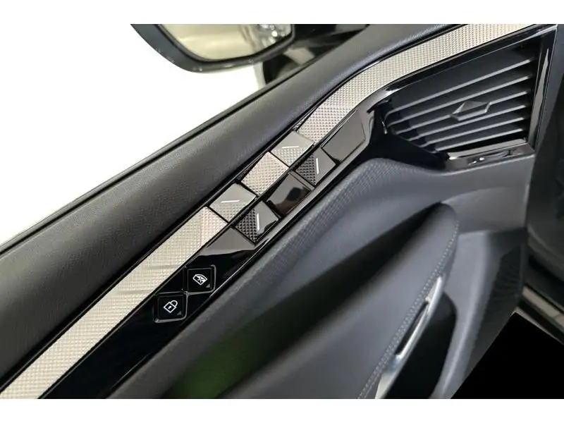 Occasion DS Automobiles DS 4 TROCADERO BlueHDi 130 Automati BLACK 19