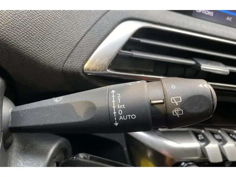 Occasion Peugeot 5008 Active GREY 28