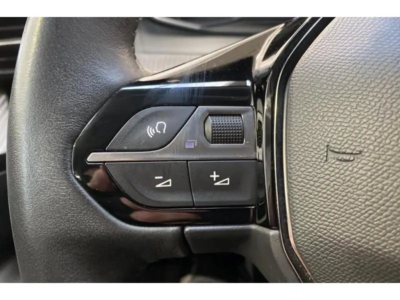 Occasion Peugeot 2008 Active Pack BLACK 21