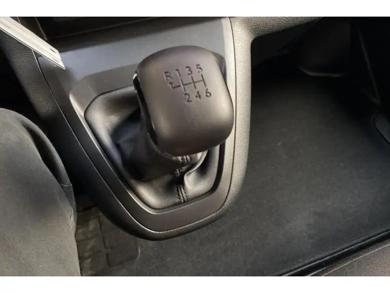 VEHICLE__CONDITION_SERVICE Peugeot Expert STANDARD WHITE 16