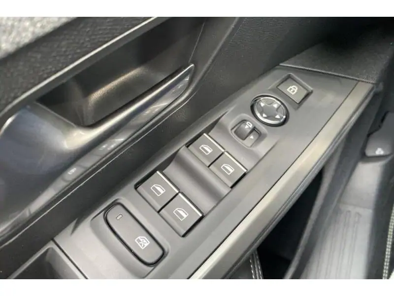 Occasion Peugeot 5008 GT - HYBRID - 7PL - 145 PK GREY 17