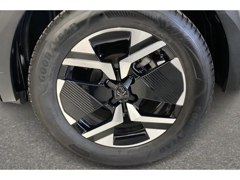 Occasion Peugeot 2008 Allure - HYBRID - 145 pk GREY 20
