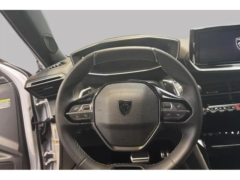 Occasion Peugeot 2008 II GT WHITE 12