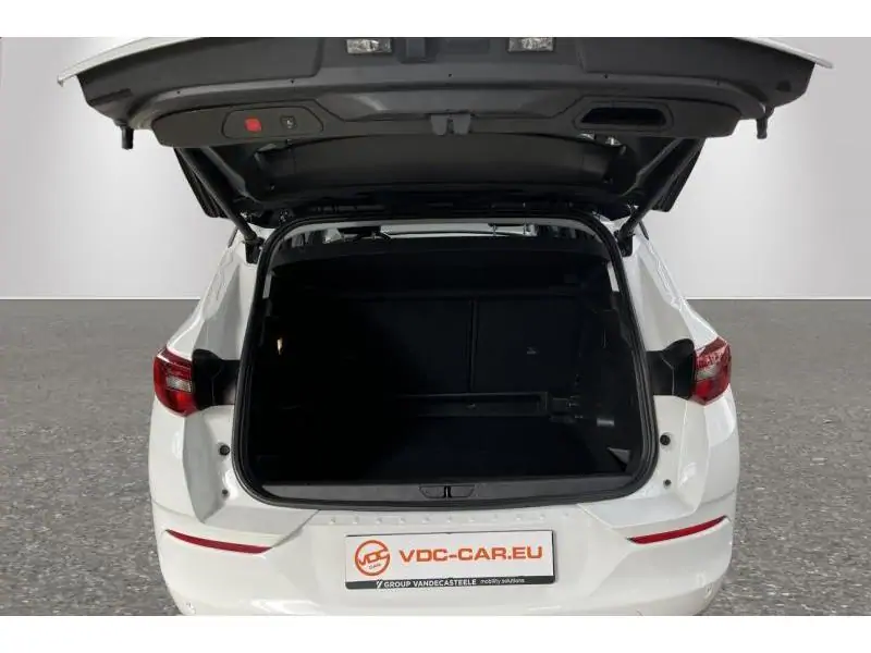 Occasion Opel Grandland business elegance WHITE 19