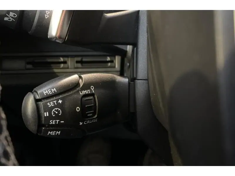 Occasion Peugeot 3008 Allure* Caméra&GPS *Check+ confirmé! ORANGE 30