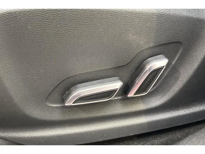 Occasion MG EHS PHEV RED 23