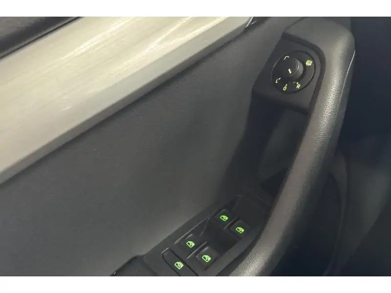 Occasion Skoda Octavia Break MANUAL GREY 17