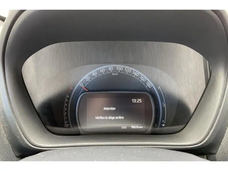 Occasion Toyota Aygo X Berline CVT WHITE 30