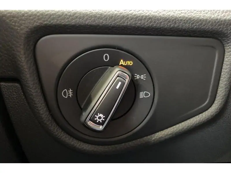 Occasion Volkswagen Touran Comfortline 7 PLACES 1.5 TSI D BLACK 21