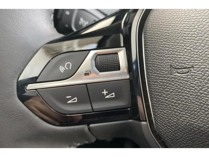VEHICLE__CONDITION_SERVICE Peugeot 208 ALLURE BLUE 36