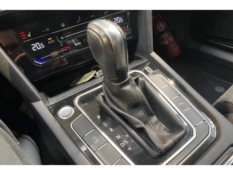 Occasion Volkswagen Passat Business GREY 16